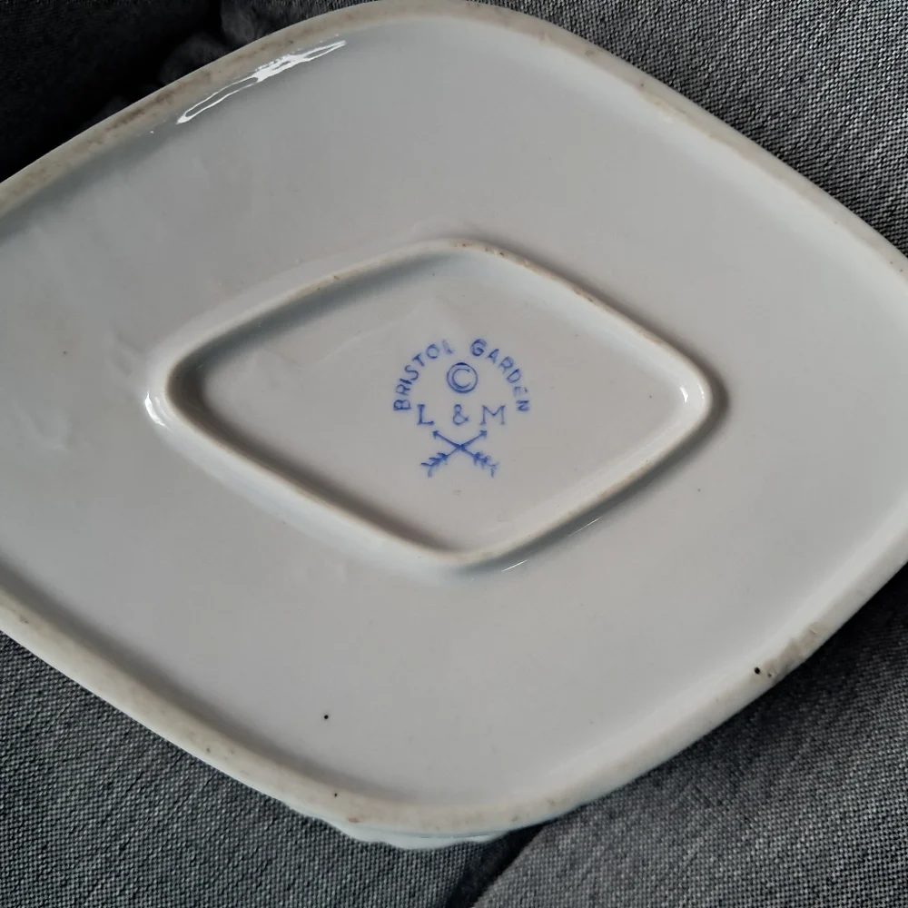 Vintage 50s Floral Trinket Box